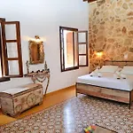 Meandros In Old Town Rhodes City