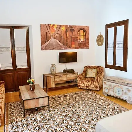 Meandros In Old Town Apartment