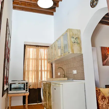 Meandros In Old Town Apartment *